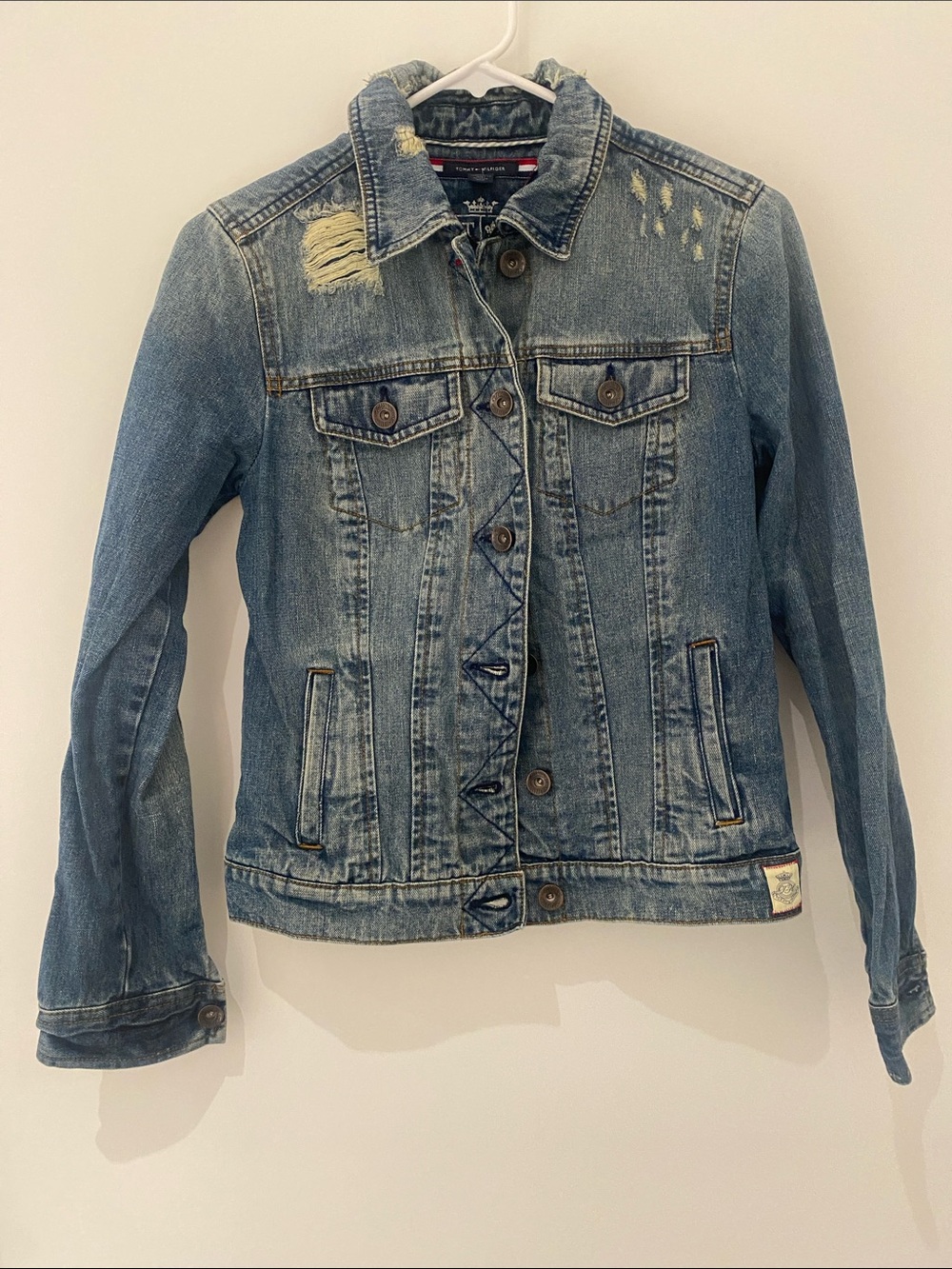 EUC Tommy Hilfiger Denim Jean Jacket With Distressed Detailing Size S/P